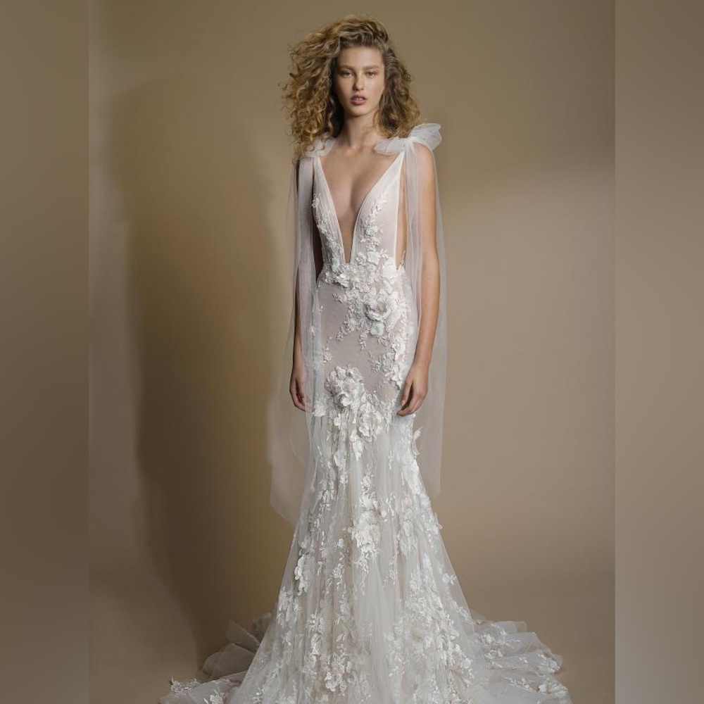 GALIA LAHAV 104 gala  with veil